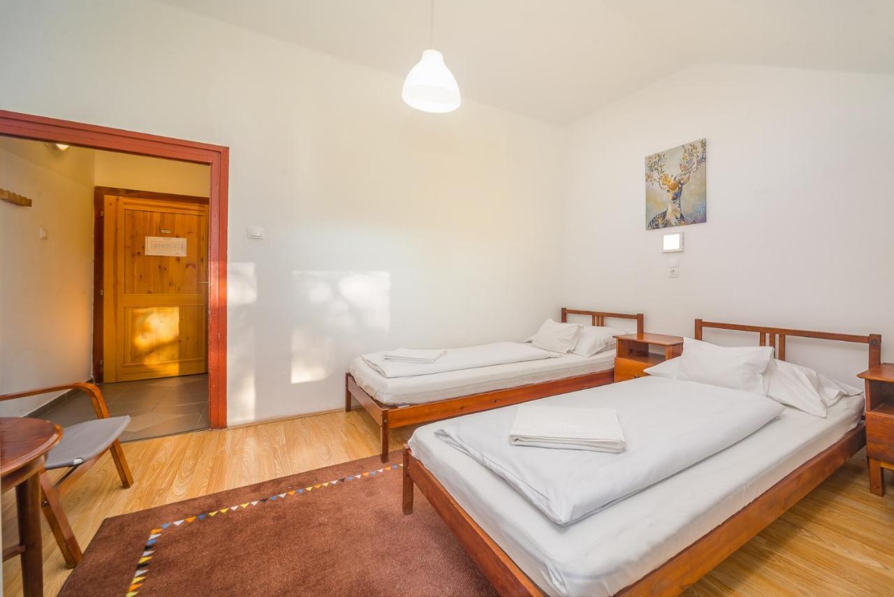 Lipicai Hotel és Étterem Szilvásvárad Esterno foto