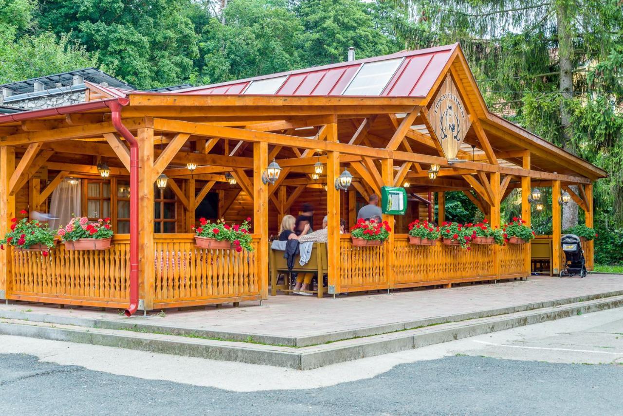 Lipicai Hotel és Étterem Szilvásvárad Esterno foto