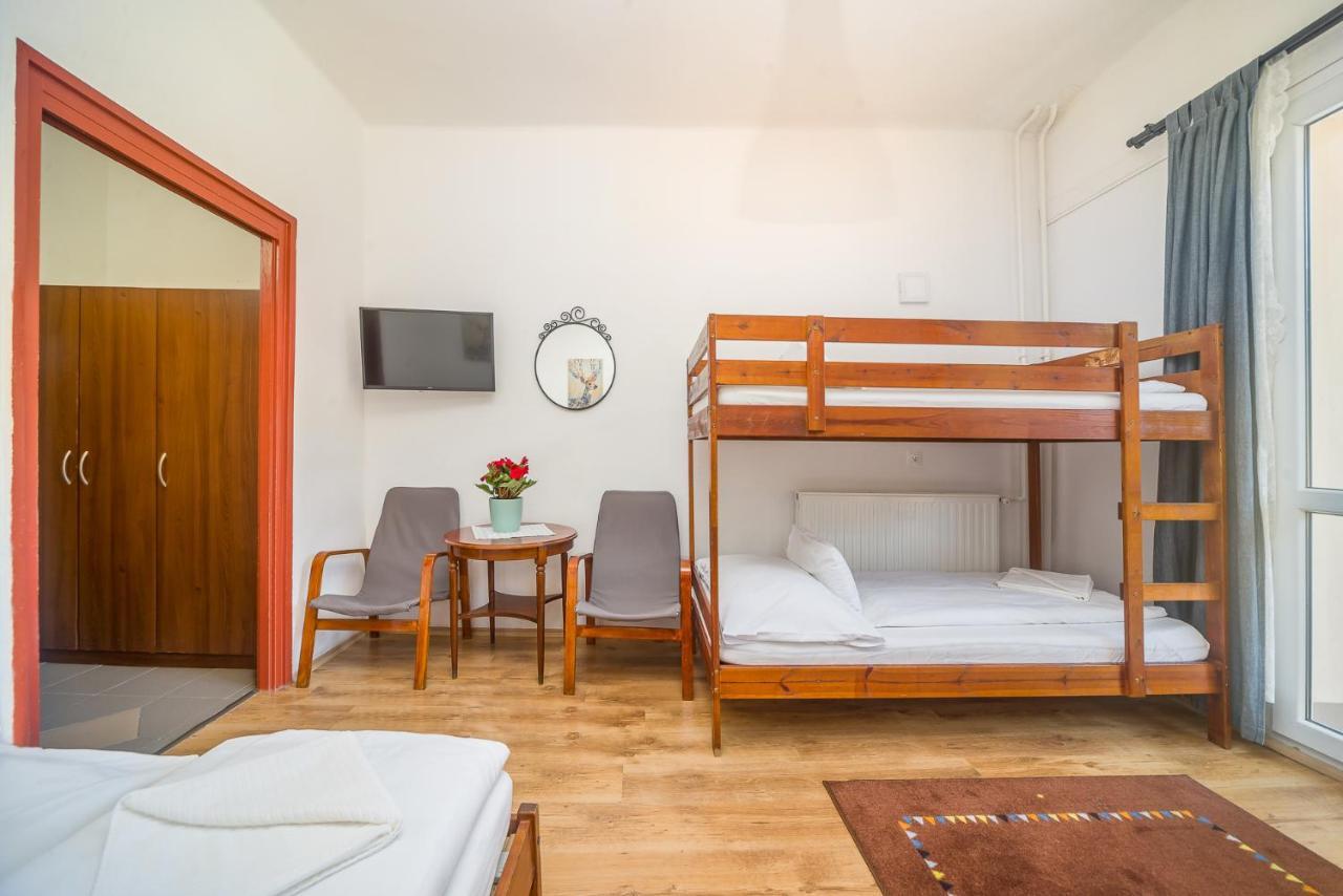 Lipicai Hotel és Étterem Szilvásvárad Esterno foto