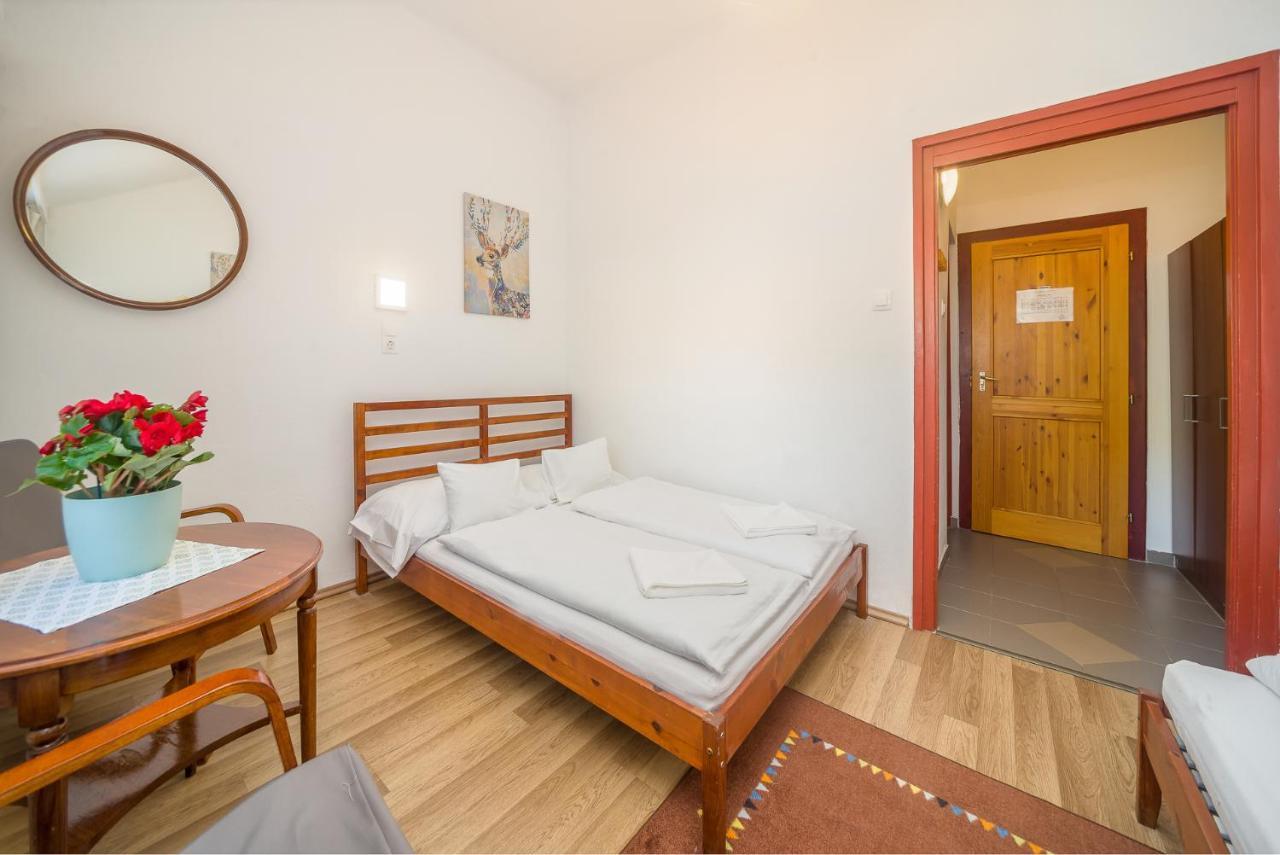 Lipicai Hotel és Étterem Szilvásvárad Esterno foto