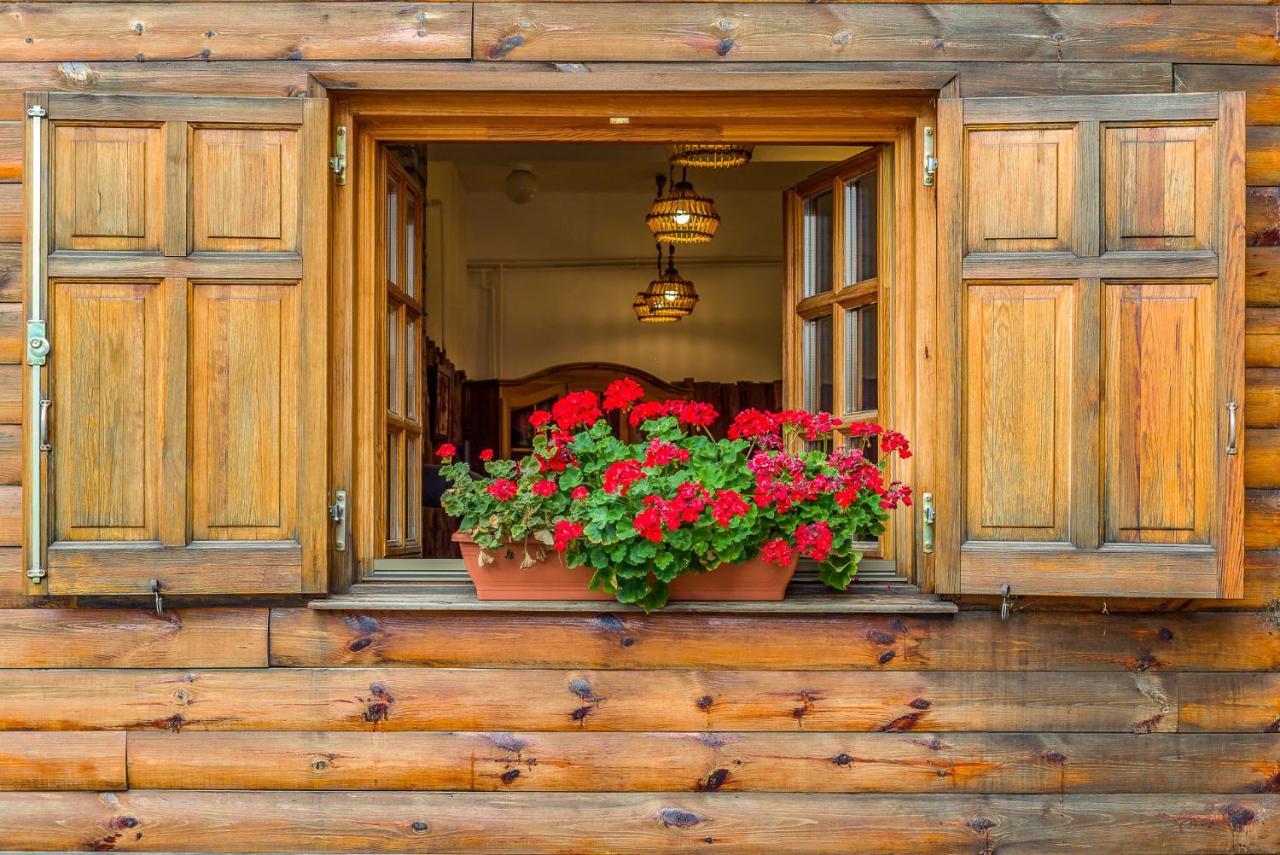 Lipicai Hotel és Étterem Szilvásvárad Esterno foto